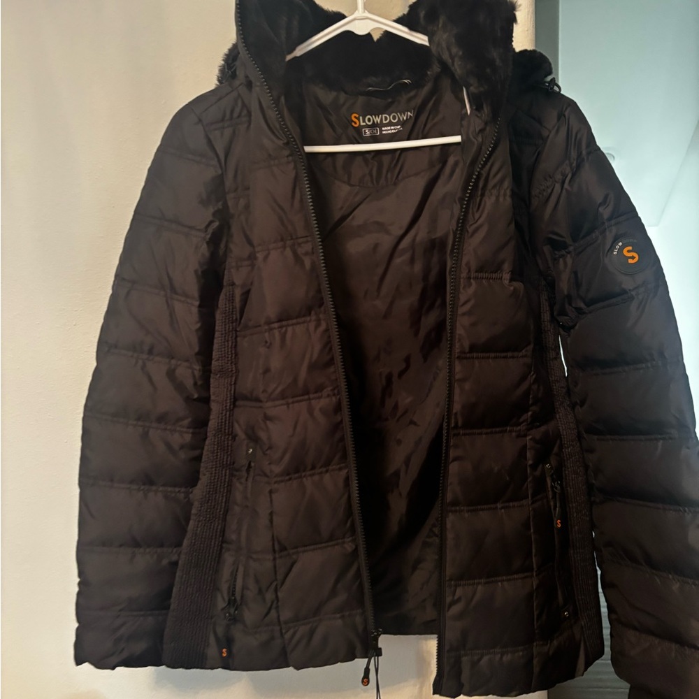 Women's Black Quilted Hooded Puffer Jacket